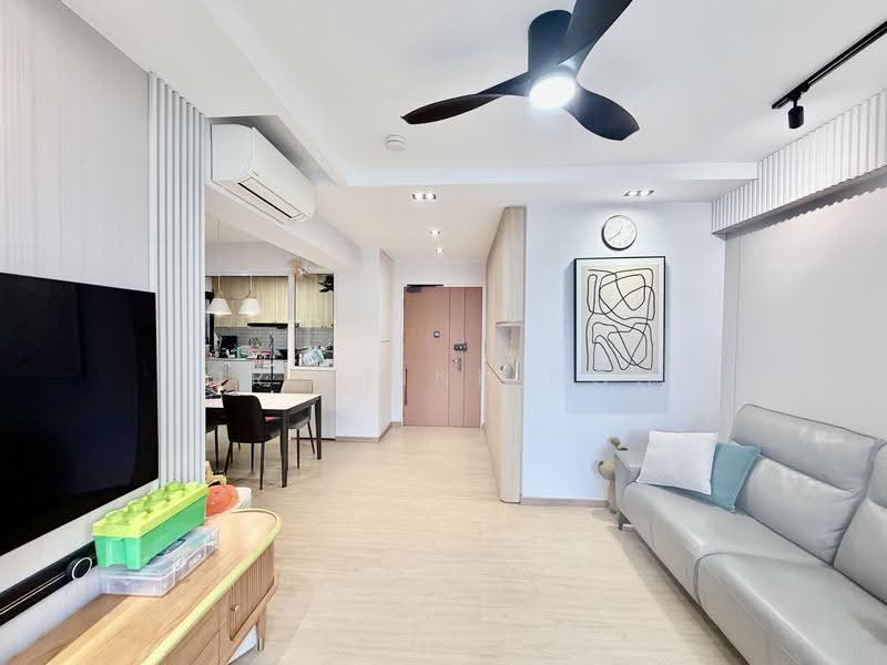 113A Alkaff Crescent, 113A Alkaff Crescent, Macpherson / Potong Pasir, 3 Bedrooms, 1,001 sqft, HDB Flat For Sale, by Qristine Goh, 500250668 - Living Room - PropertyGuru.com.sg