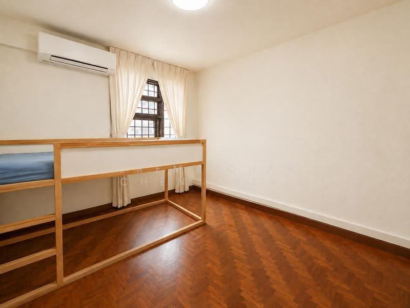 4 Lorong 7 Toa Payoh, 4 Lorong 7 Toa Payoh, Balestier / Toa Payoh, 3 Bedrooms, 732 sqft, HDB Flat For Sale, by Jeremy Quah Chen Cher, 500250674 - Bedroom - PropertyGuru.com.sg