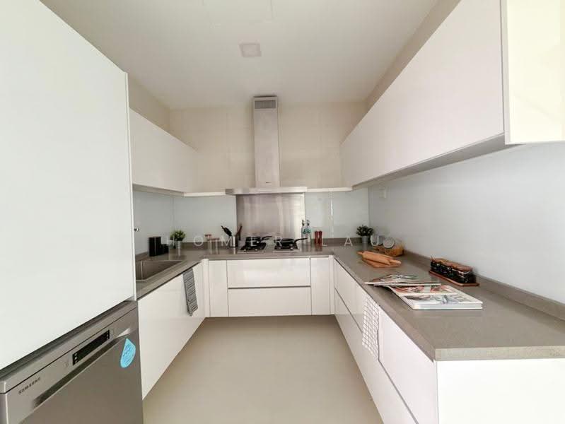 Residences @ Emerald Hill, 119 Emerald Hill Road, Orchard / River Valley, 4 Bedrooms, 2,282 sqft, Condominium For Sale, by Homer Lau, 500250675 - Kitchen - PropertyGuru.com.sg
