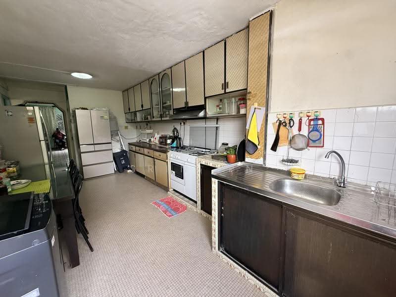 605 Ang Mo Kio Avenue 5, 605 Ang Mo Kio Avenue 5, Ang Mo Kio / Bishan / Thomson, 3 Bedrooms, 979 sqft, HDB Flat For Sale, by Srini PN, 500250680 - Kitchen - PropertyGuru.com.sg