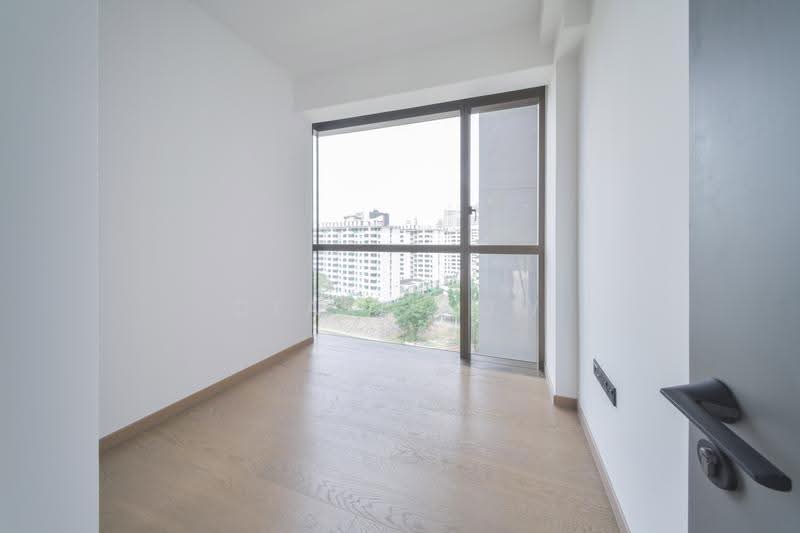The Landmark, 173 Chin Swee Road, Alexandra / Commonwealth, 3 Bedrooms, 1,076 sqft, Condominium For Sale, by Clara Low, 500250688 - Bedroom - PropertyGuru.com.sg