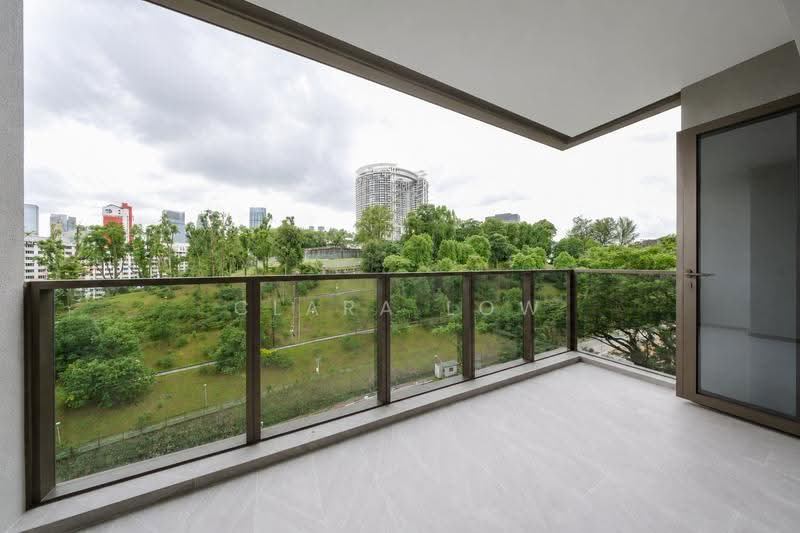 The Landmark, 173 Chin Swee Road, Alexandra / Commonwealth, 3 Bedrooms, 1,076 sqft, Condominium For Sale, by Clara Low, 500250688 - Balcony - PropertyGuru.com.sg