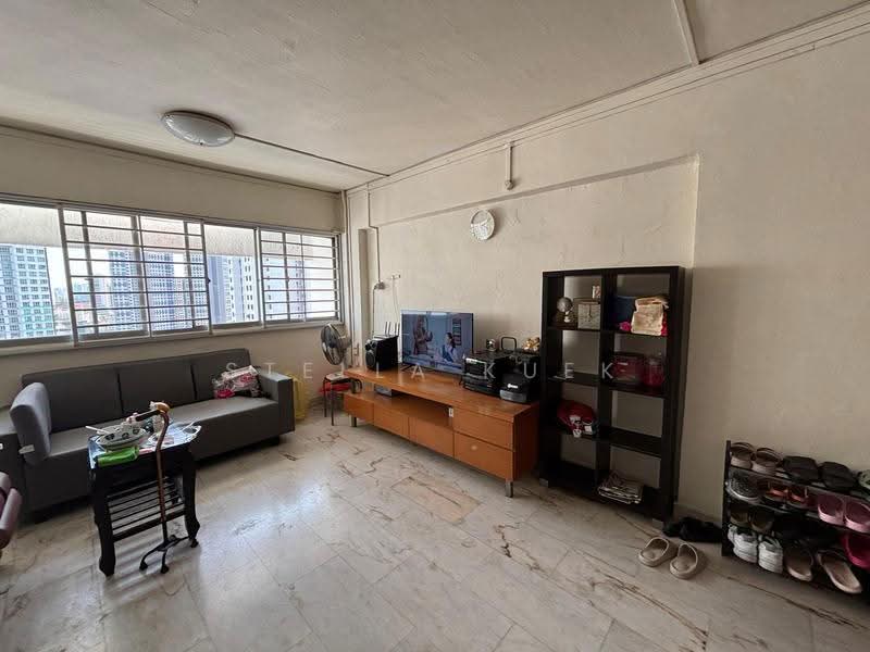 105 Towner Road, 105 Towner Road, Balestier / Toa Payoh, Room Rental, 120 sqft, HDB Flat For Rent, by Stella Kuek, 500250690 - Living Room - PropertyGuru.com.sg