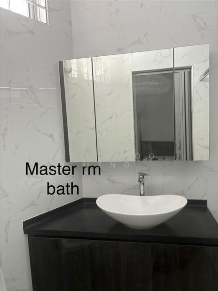 Joo Chiat terrace, Joo Chiat terrace, East Coast / Marine Parade, 4 Bedrooms, 2,300 sqft, Terraced House For Rent, by Teo Choo Meng, 500250694 - Bathroom - PropertyGuru.com.sg