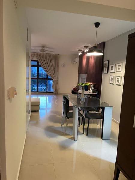 75A Redhill Road, 75A Redhill Road, Alexandra / Commonwealth, 3 Bedrooms, 1,076 sqft, HDB Flat For Rent, by Ng Kok Leong, 500250697 - Living Room - PropertyGuru.com.sg