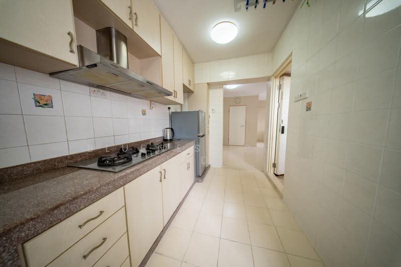 985A Buangkok Crescent, 985A Buangkok Crescent, Hougang / Punggol / Sengkang, 3 Bedrooms, 914 sqft, HDB Flat For Sale, by JOREEN LIM, 500250698 - Kitchen - PropertyGuru.com.sg