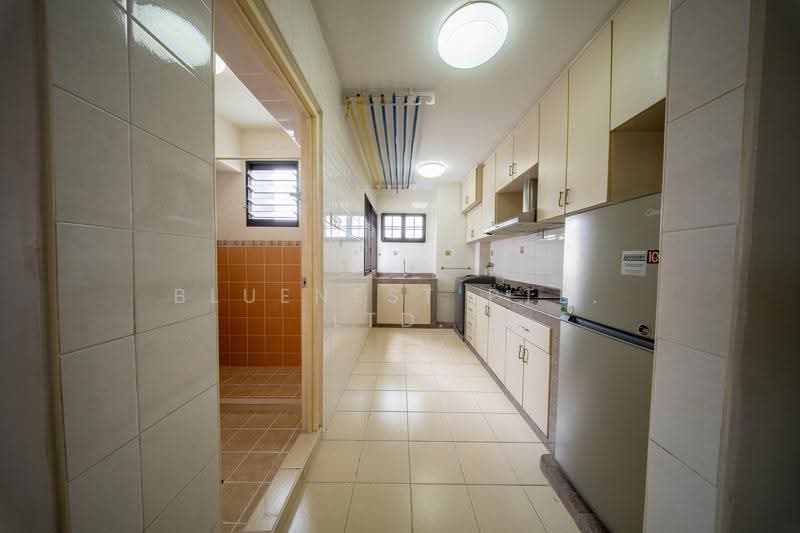 985A Buangkok Crescent, 985A Buangkok Crescent, Hougang / Punggol / Sengkang, 3 Bedrooms, 914 sqft, HDB Flat For Sale, by JOREEN LIM, 500250698 - Kitchen - PropertyGuru.com.sg