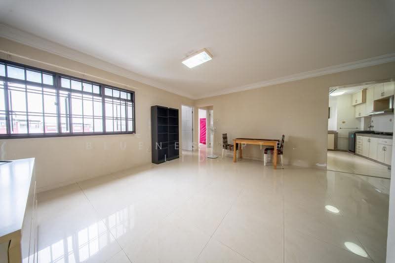 985A Buangkok Crescent, 985A Buangkok Crescent, Hougang / Punggol / Sengkang, 3 Bedrooms, 914 sqft, HDB Flat For Sale, by JOREEN LIM, 500250698 - Living Room - PropertyGuru.com.sg
