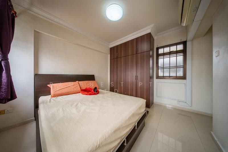 985A Buangkok Crescent, 985A Buangkok Crescent, Hougang / Punggol / Sengkang, 3 Bedrooms, 914 sqft, HDB Flat For Sale, by JOREEN LIM, 500250698 - Bedroom - PropertyGuru.com.sg