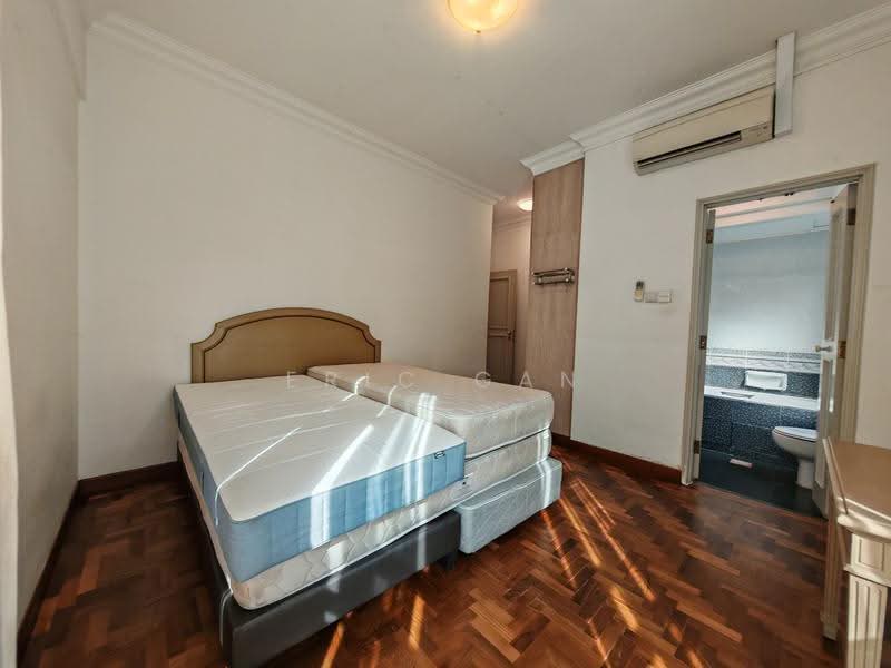 Royal Palm Mansions, 330 Pasir Panjang Road, Buona Vista / West Coast / Clementi New Town, 3 Bedrooms, 1,238 sqft, Condominium For Rent, by Eric Gan, 500250704 - Master Bedroom - PropertyGuru.com.sg