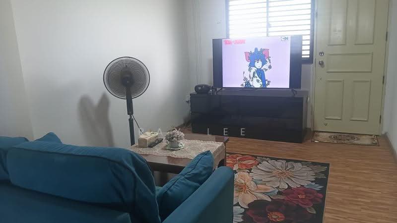 15 Marsiling Lane, 15 Marsiling Lane, Admiralty / Woodlands, 2 Bedrooms, 700 sqft, HDB Flat For Rent, by Ray Lee, 500250715 - Living Room - PropertyGuru.com.sg