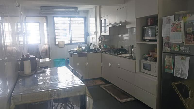 15 Marsiling Lane, 15 Marsiling Lane, Admiralty / Woodlands, 2 Bedrooms, 700 sqft, HDB Flat For Rent, by Ray Lee, 500250715 - Kitchen - PropertyGuru.com.sg