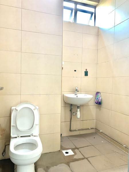 Eco-Tech @ Sunview, 1 Sunview Road, Boon Lay / Jurong / Tuas, 2,228 sqft, Light Industrial (B1) For Rent, by Wendy Tan, 500250716 - Bathroom - CommercialGuru.com.sg