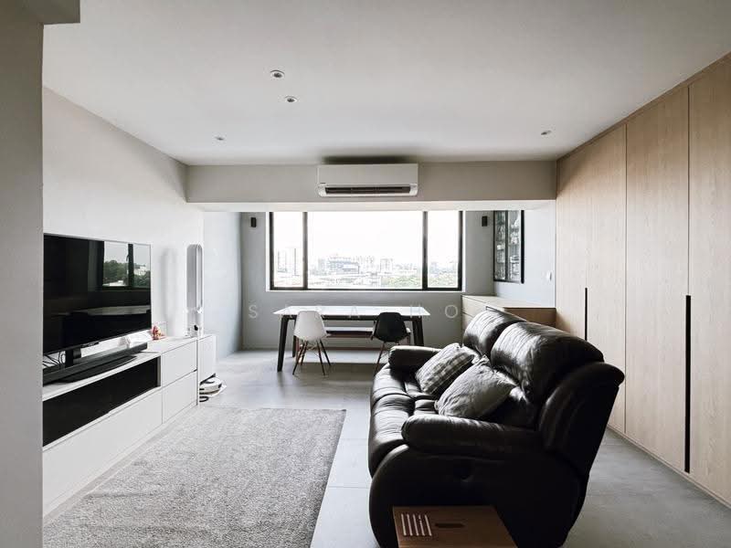 301 Shunfu Road, 301 Shunfu Road, Ang Mo Kio / Bishan / Thomson, 3 Bedrooms, 1,593 sqft, HDB Flat For Sale, by Sara Ho, 500250720 - Living Room - PropertyGuru.com.sg