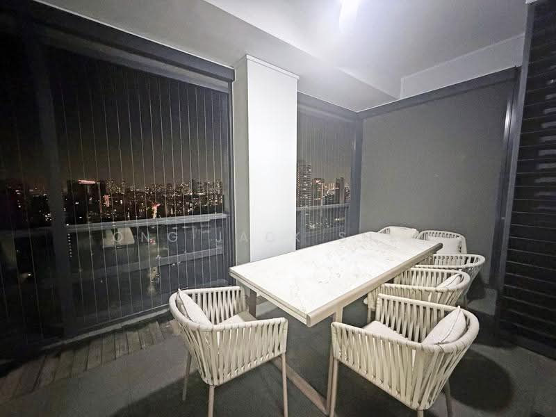 Nouvel 18, 16 Anderson Road, Tanglin / Holland / Bukit Timah, 5 Bedrooms, 2,820 sqft, Condominium For Rent, by Ong Jack Shen, 500250729 - Balcony - PropertyGuru.com.sg