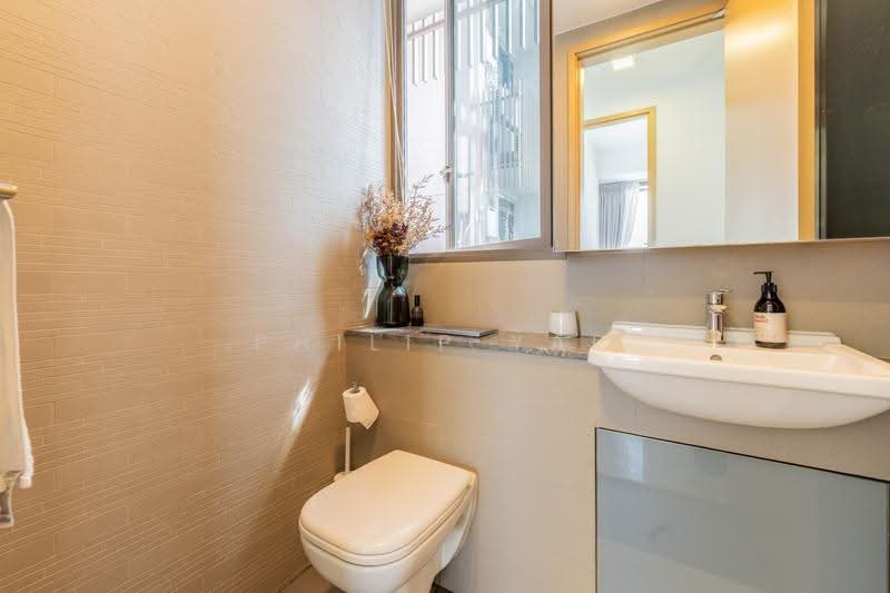 Skyline Residences, 612 Telok Blangah Road, Harbourfront / Telok Blangah, 2 Bedrooms, 829 sqft, Condominium For Sale, by Philip Yap, 500250734 - Bathroom - PropertyGuru.com.sg