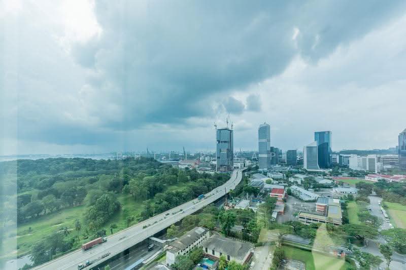Skyline Residences, 612 Telok Blangah Road, Harbourfront / Telok Blangah, 2 Bedrooms, 829 sqft, Condominium For Sale, by Philip Yap, 500250734 - Master Bedroom View - PropertyGuru.com.sg