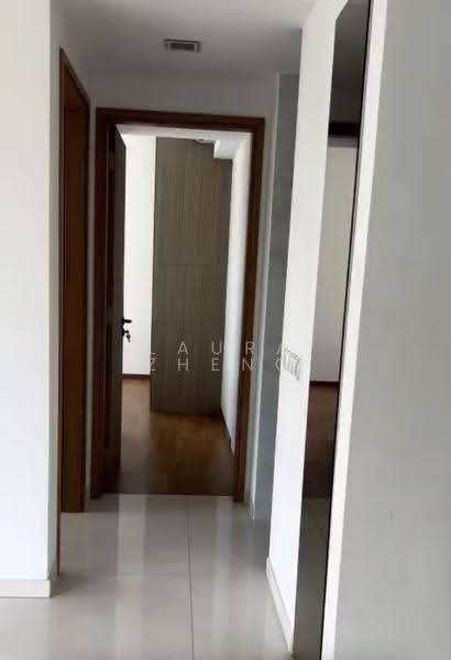 The Metropolitan Condominium, 6 Alexandra View, Alexandra / Commonwealth, 2 Bedrooms, 840 sqft, Condominium For Rent, by Laura Zheng, 500250737 - Corridor - PropertyGuru.com.sg