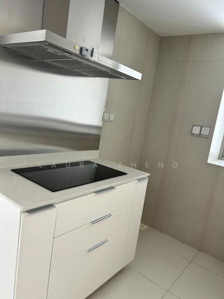 The Metropolitan Condominium, 6 Alexandra View, Alexandra / Commonwealth, 2 Bedrooms, 840 sqft, Condominium For Rent, by Laura Zheng, 500250737 - PropertyGuru.com.sg