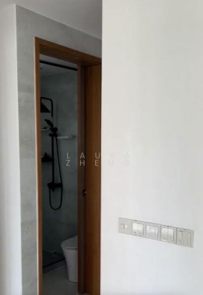 The Metropolitan Condominium, 6 Alexandra View, Alexandra / Commonwealth, 2 Bedrooms, 840 sqft, Condominium For Rent, by Laura Zheng, 500250737 - Bathroom - PropertyGuru.com.sg