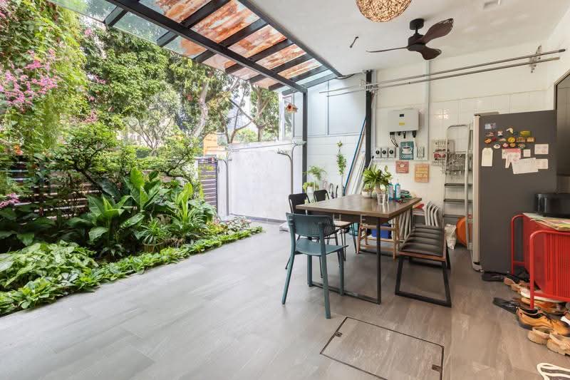 Rare Move-In Ready Terrace in Pemimpin. 1KM to Catholic High!, Ang Mo Kio / Bishan / Thomson, 4 Bedrooms, 2,500 sqft, Terraced House For Sale, by Jamie He, 500250739 - Dining Room - PropertyGuru.com.sg