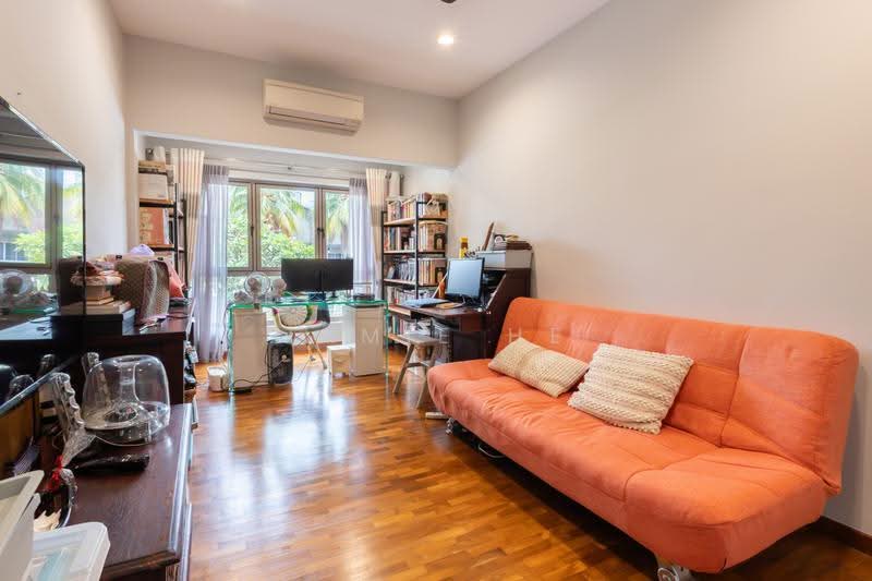 Rare Move-In Ready Terrace in Pemimpin. 1KM to Catholic High!, Ang Mo Kio / Bishan / Thomson, 4 Bedrooms, 2,500 sqft, Terraced House For Sale, by Jamie He, 500250739 - Study - PropertyGuru.com.sg