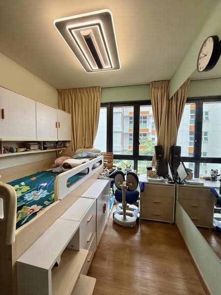 Hundred Palms Residences, 270 Yio Chu Kang Road, Hougang / Punggol / Sengkang, 3 Bedrooms, 958 sqft, Condominium For Sale, by Isaac Lee, 500250740 - Bedroom - PropertyGuru.com.sg
