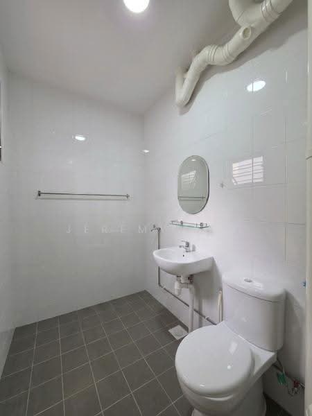 131 Yishun Street 11, 131 Yishun Street 11, Sembawang / Yishun, 3 Bedrooms, 1,130 sqft, HDB Flat For Sale, by Jeremy Peh, 500250741 - Bathroom - PropertyGuru.com.sg