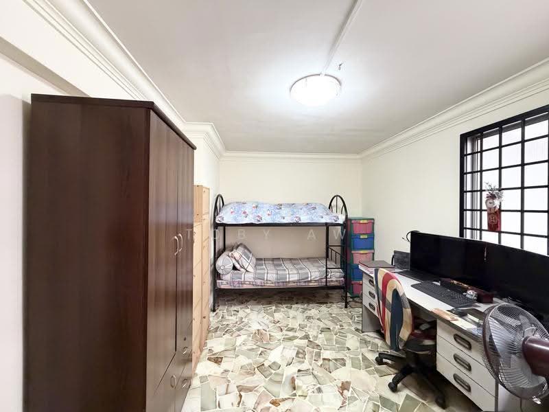 294 Choa Chu Kang Avenue 2, 294 Choa Chu Kang Avenue 2, Dairy Farm / Bukit Panjang / Choa Chu Kang, 3 Bedrooms, 1,108 sqft, HDB Flat For Sale, by Toby Aw, 500250743 - Bedroom - PropertyGuru.com.sg