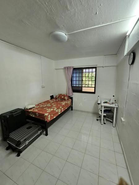 352 Clementi Avenue 2, 352 Clementi Avenue 2, Buona Vista / West Coast / Clementi New Town, Room Rental, 120 sqft, HDB Flat For Rent, by Zheng Ronghua 郑荣华, 500250750 - Bedroom - PropertyGuru.com.sg