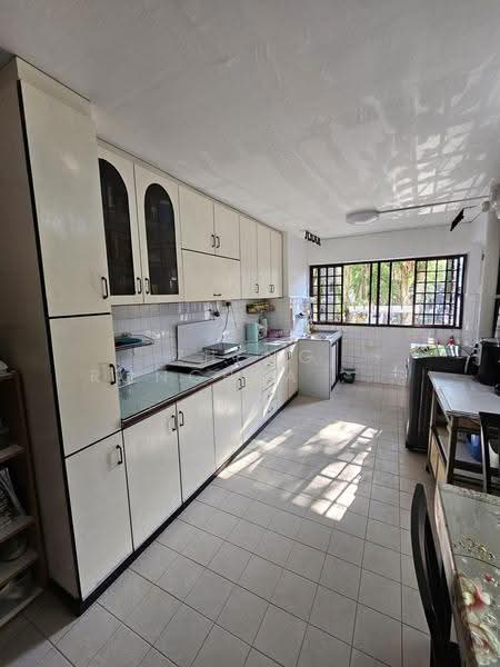 352 Clementi Avenue 2, 352 Clementi Avenue 2, Buona Vista / West Coast / Clementi New Town, Room Rental, 120 sqft, HDB Flat For Rent, by Zheng Ronghua 郑荣华, 500250750 - Kitchen - PropertyGuru.com.sg