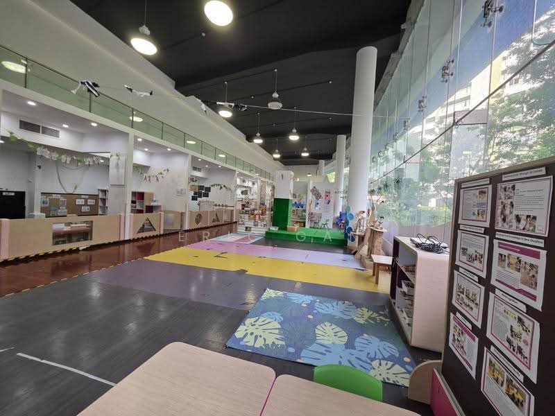 Bryton House, Hoy Fatt Road, Alexandra / Commonwealth, 11,000 sqft, Light Industrial (B1) For Rent, by Eric Gan, 500250757 - Interior - CommercialGuru.com.sg