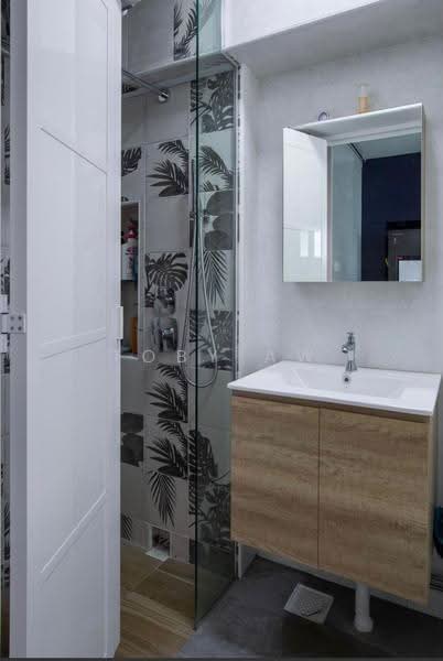 196B Punggol Field, 196B Punggol Field, Hougang / Punggol / Sengkang, 3 Bedrooms, 1,184 sqft, HDB Flat For Sale, by Toby Aw, 500250759 - Bathroom - PropertyGuru.com.sg