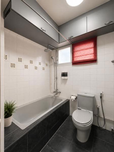 508 Jelapang Road, 508 Jelapang Road, Dairy Farm / Bukit Panjang / Choa Chu Kang, 3 Bedrooms, 990 sqft, HDB Flat For Sale, by Nicolas Pang, 500250768 - Bathroom - PropertyGuru.com.sg