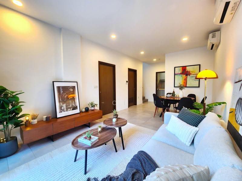 Senyum Residences, 63 Jalan Senyum, Eunos / Geylang / Paya Lebar, 4 Bedrooms, 282 sqft, Cluster House For Sale, by Mei-Ci Lui, 500250780 - Living Room - PropertyGuru.com.sg