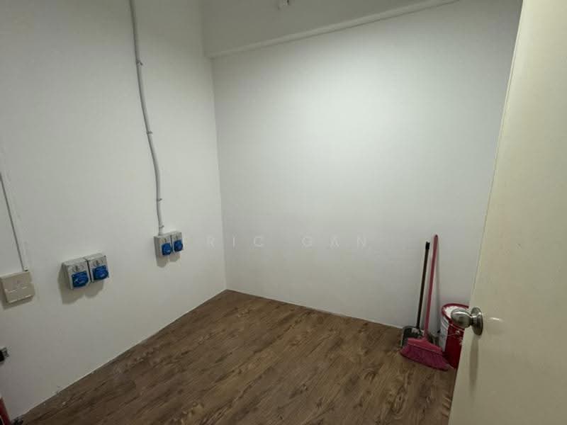 Bryton House, 12 Hoy Fatt Road, Alexandra / Commonwealth, 3,200 sqft, Light Industrial (B1) For Rent, by Eric Gan, 500250783 - 3,200 sqft, 5th floor Unit - CommercialGuru.com.sg
