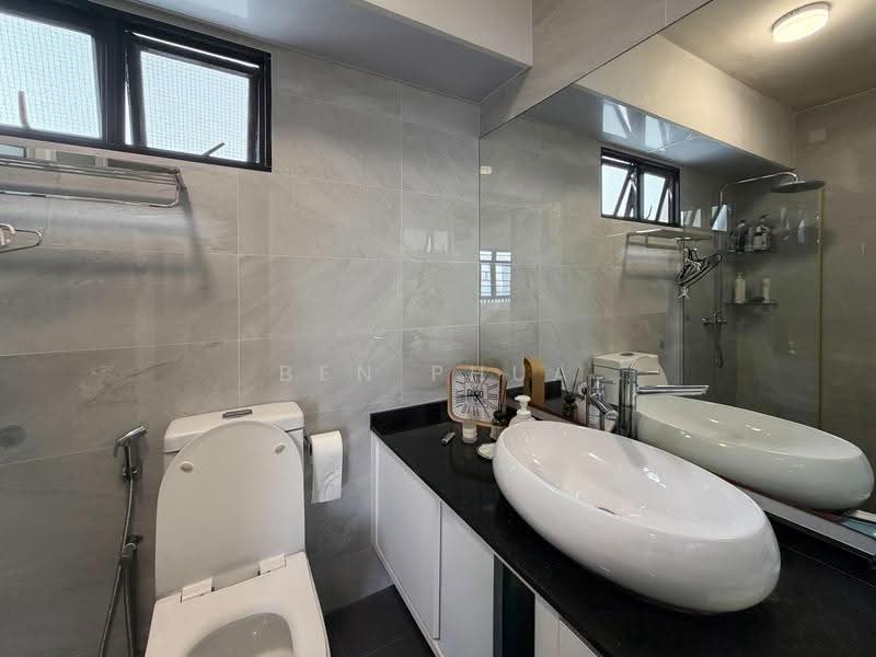 79E Toa Payoh Central, 79E Toa Payoh Central, Balestier / Toa Payoh, 3 Bedrooms, 979 sqft, HDB Flat For Sale, by Ben Phua, 500250786 - Bathroom - PropertyGuru.com.sg