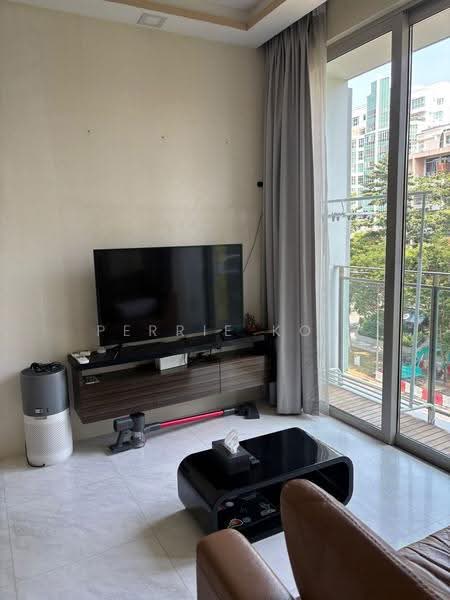 RV Residences, 467 River Valley Road, Tanglin / Holland / Bukit Timah, 1 Bedroom, 419 sqft, Condominium For Sale, by Perrie Koh, 500250790 - Living Room - PropertyGuru.com.sg
