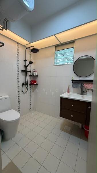 443A Fajar Road, 443A Fajar Road, Dairy Farm / Bukit Panjang / Choa Chu Kang, Room Rental, 80 sqft, HDB Flat For Rent, by Janice Lee, 500250797 - Bathroom - PropertyGuru.com.sg