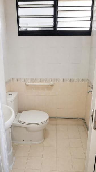 510 West Coast Drive, 510 West Coast Drive, Buona Vista / West Coast / Clementi New Town, 2 Bedrooms, 883 sqft, HDB Flat For Sale, by Mirza Amir, 500250799 - PropertyGuru.com.sg