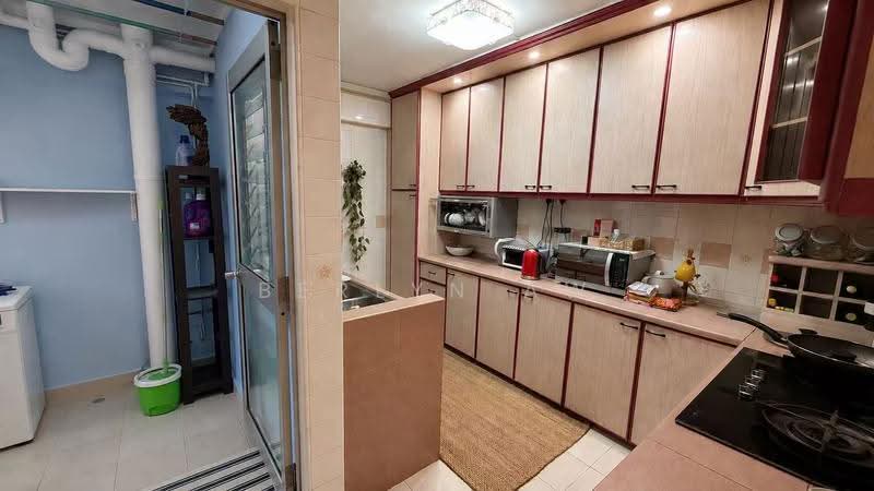 657 Jalan Tenaga, 657 Jalan Tenaga, Eunos / Geylang / Paya Lebar, 3 Bedrooms, 1,141 sqft, HDB Flat For Sale, by Berlyn Aw, 500250818 - Kitchen - PropertyGuru.com.sg