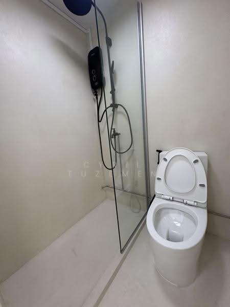Frankel Estate, 15 Siglap Drive, East Coast / Marine Parade, 3 Bedrooms, 1,471 sqft, Detached House For Rent, by Cyril Tuzemen, 500250834 - Bathroom - PropertyGuru.com.sg