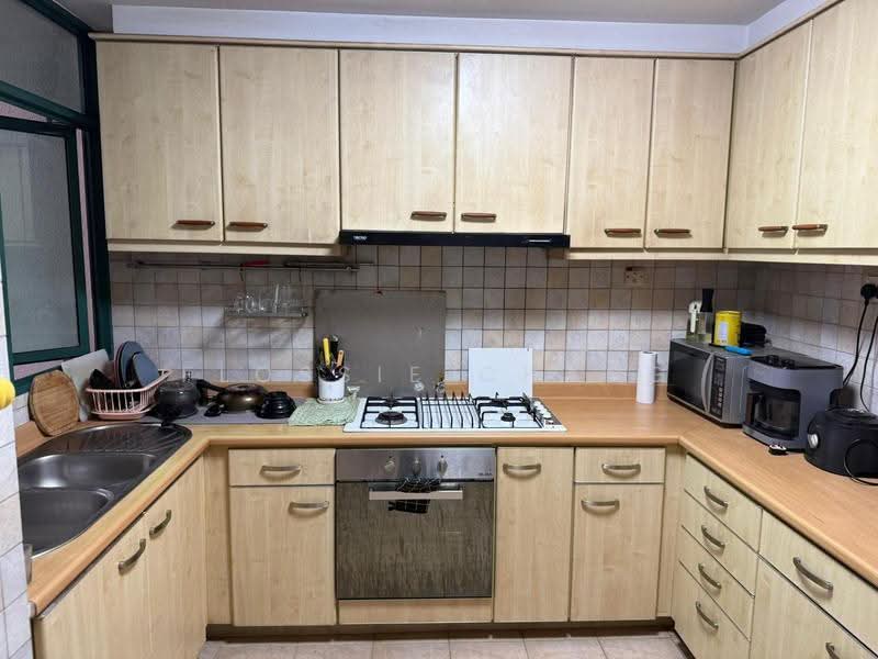 The Hillside, 341 Upper Bukit Timah Road, Clementi Park / Upper Bukit Timah, 3 Bedrooms, 1,313 sqft, Condominium For Rent, by Flossie Chang, 500250839 - PropertyGuru.com.sg