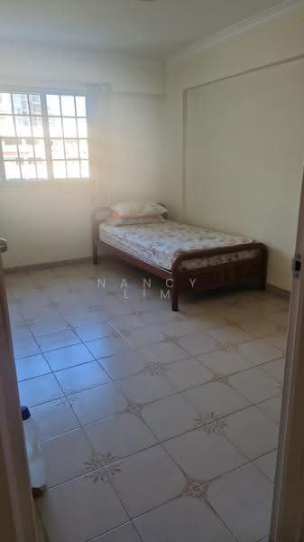 354 Hougang Avenue 7, 354 Hougang Avenue 7, Hougang / Punggol / Sengkang, 3 Bedrooms, 979 sqft, HDB Flat For Sale, by Nancy Lim, 500250843 - Bedroom - PropertyGuru.com.sg