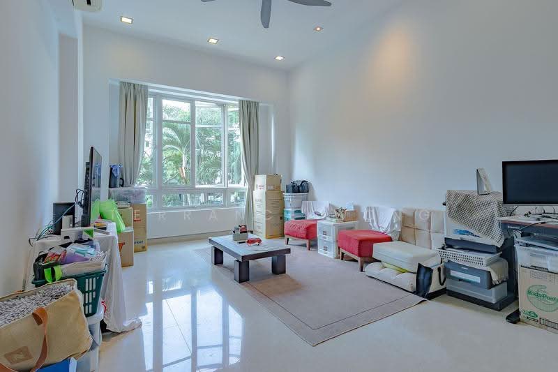 Cavendish Park, 16 Pine Grove, Clementi Park / Upper Bukit Timah, 2 Bedrooms, 926 sqft, Condominium For Sale, by Terrance Wong, 500250844 - Living Room - PropertyGuru.com.sg