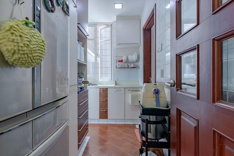 Cavendish Park, 16 Pine Grove, Clementi Park / Upper Bukit Timah, 2 Bedrooms, 926 sqft, Condominium For Sale, by Terrance Wong, 500250844 - Kitchen - PropertyGuru.com.sg