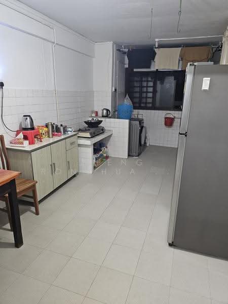 509 West Coast Drive, 509 West Coast Drive, Buona Vista / West Coast / Clementi New Town, Room Rental, 150 sqft, HDB Flat For Rent, by Zheng Ronghua 郑荣华, 500250851 - Kitchen - PropertyGuru.com.sg
