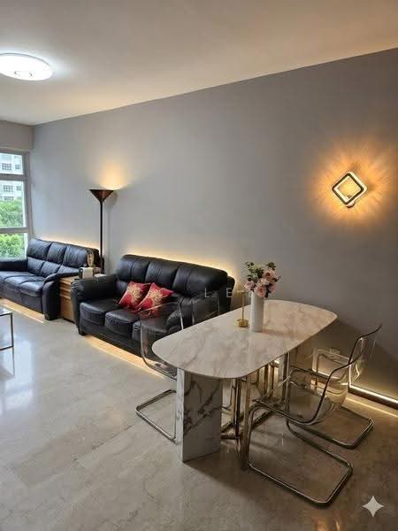 Charleston, 10 Shanghai Road, Tanglin / Holland / Bukit Timah, Room Rental, 80 sqft, Apartment For Rent, by CC Lee, 500250855 - Living Room - PropertyGuru.com.sg