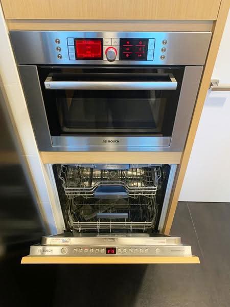 The Interlace, 180 Depot Road, Harbourfront / Telok Blangah, 2 Bedrooms, 1,313 sqft, Condominium For Sale, by Kwan Wei Hoe, 500250857 - Kitchen - PropertyGuru.com.sg