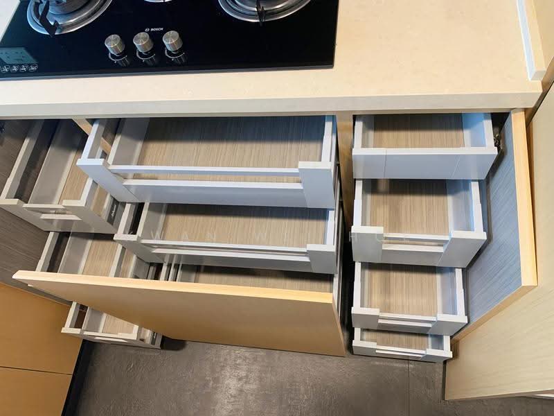 The Interlace, 180 Depot Road, Harbourfront / Telok Blangah, 2 Bedrooms, 1,313 sqft, Condominium For Sale, by Kwan Wei Hoe, 500250857 - Kitchen - PropertyGuru.com.sg